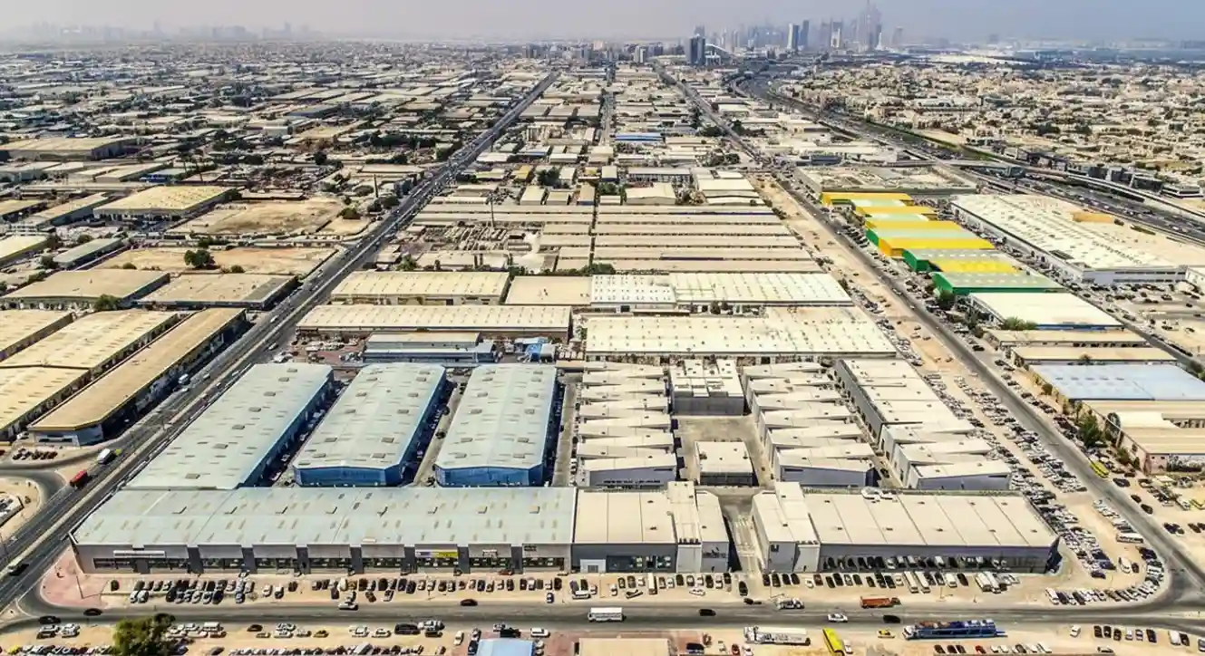 Professional Car Battery Replacement in Al Qouz 1 2 3 4