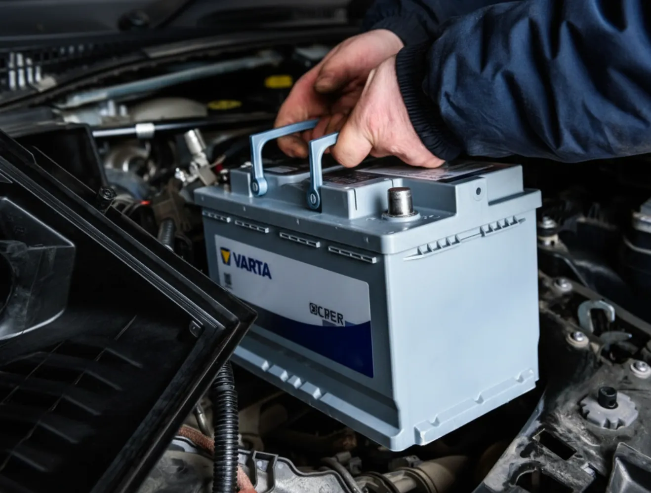 Why Do Drivers in Oud Metha Choose Battery Zone UAE